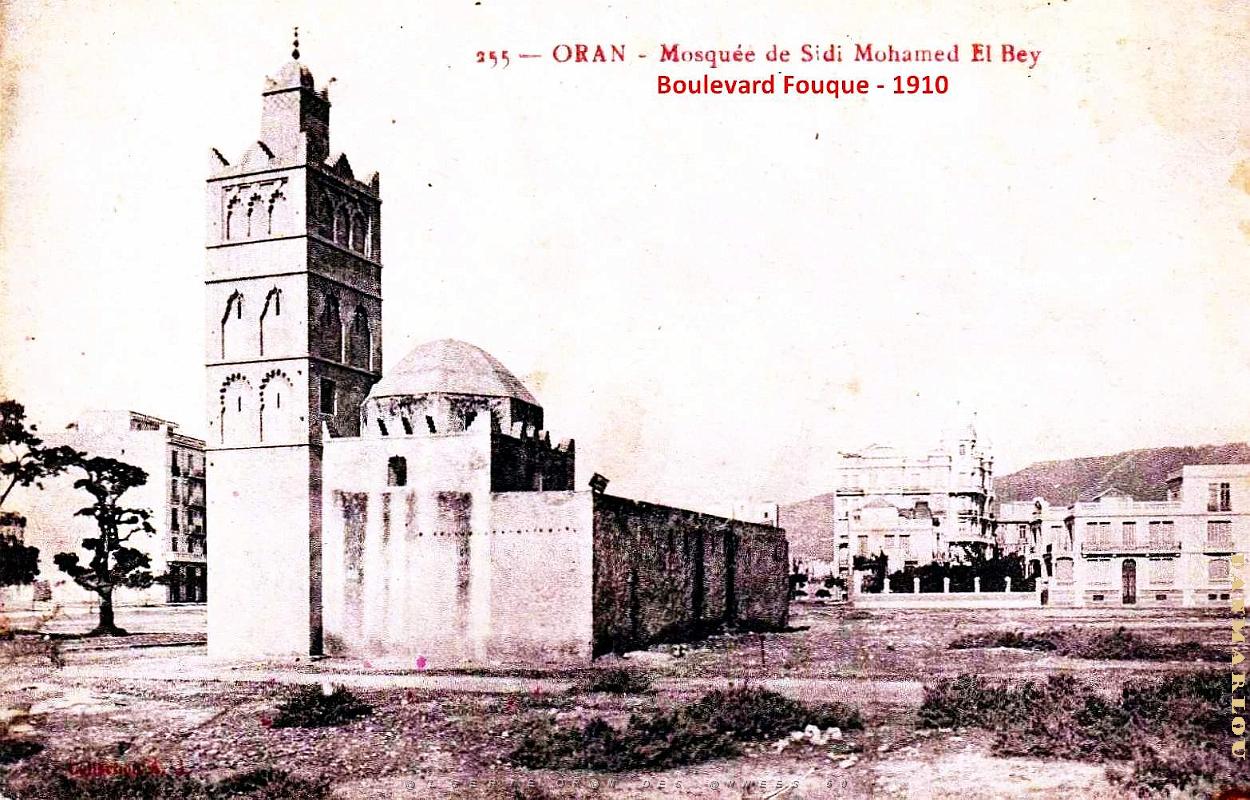 Oran - Boulevard Fouque - Mosquee Sidi-Mohamed-el-Bey - 1910- .jpg